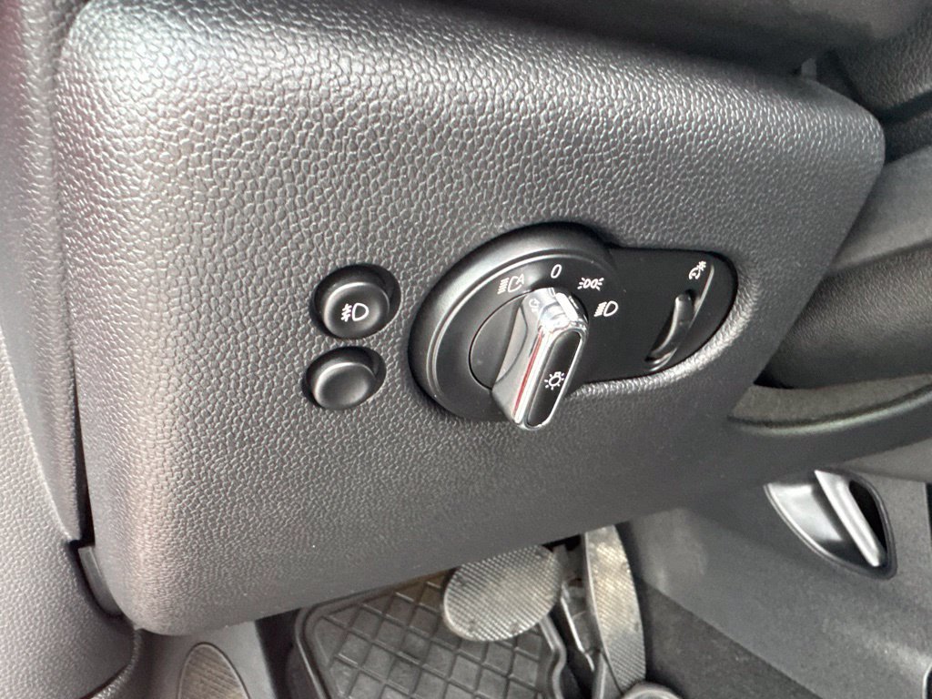 Used 2019 MINI Cooper S FWD image 15