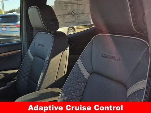 New 2026 GMC Canyon Denali image 23