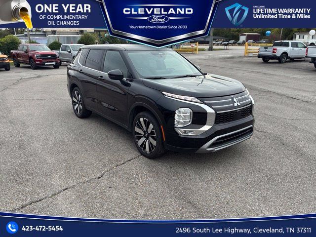 Used 2025 Mitsubishi Outlander SE FWD 360° Tour