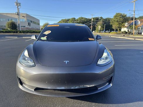 Used 2023 Tesla Model 3 Standard Range RWD image 2