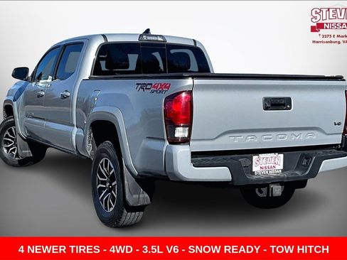 Used 2019 Toyota Tacoma TRD Sport image 4