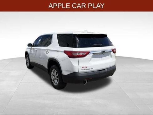Used 2021 Chevrolet Traverse LS AWD/4WD image 5