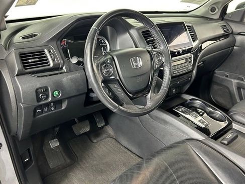 Used 2016 Honda Pilot Elite image 18