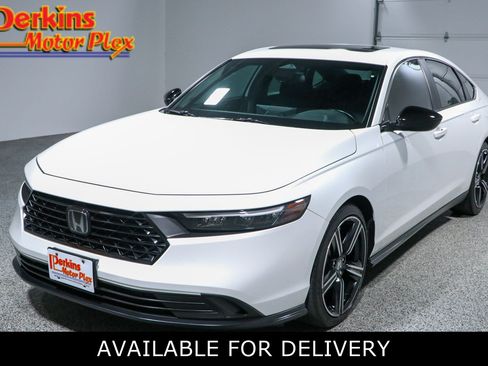 Used 2024 Honda Accord Sport image 1