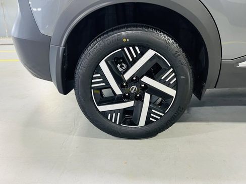 New 2026 Nissan Kicks SV image 10