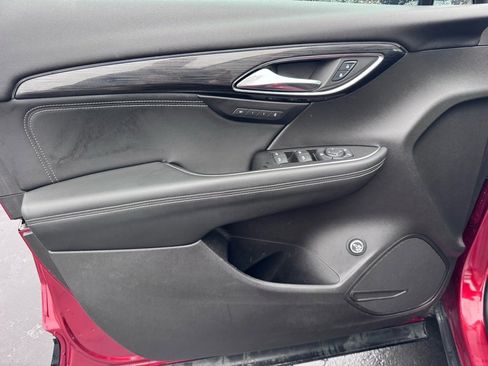 Used 2023 Buick Envision Essence w/ Sport Touring Package image 21