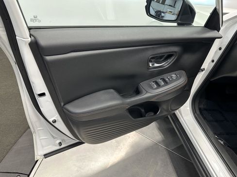 Certified 2023 Honda HR-V Sport image 10