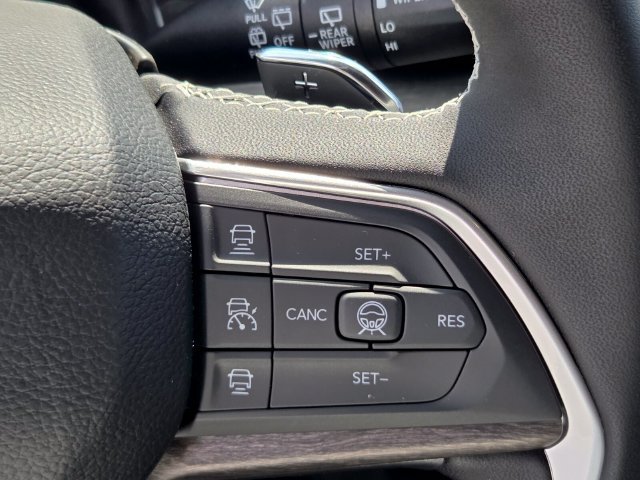 New 2027 Jeep Grand Cherokee Altitude RWD image 24