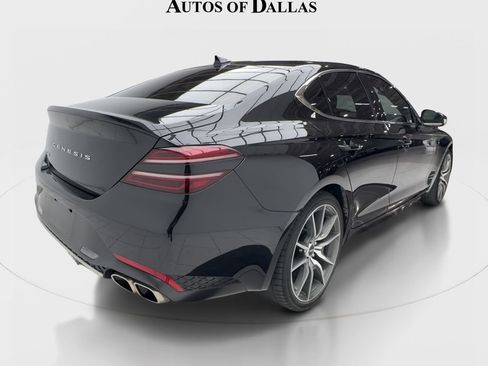Used 2023 Genesis G70 2.0T RWD image 7