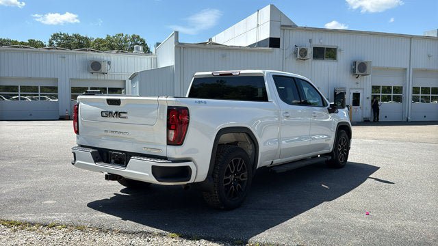 Used 2022 GMC Sierra 1500 Elevation w/ LPO, Elevation Black Package AWD/4WD image 6