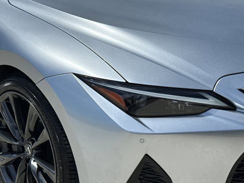 Used 2021 Lexus IS 350 F Sport RWD image 11