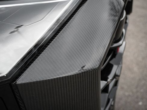 Used 2024 Audi RS Q8 image 3