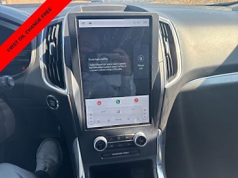 Used 2023 Ford Edge Titanium AWD/4WD image 23