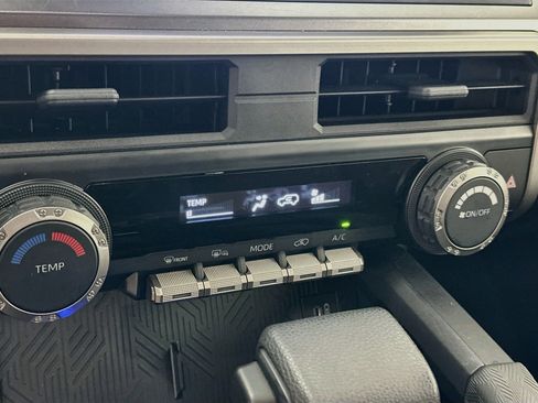 Used 2026 Toyota 4Runner SR5 AWD/4WD image 23