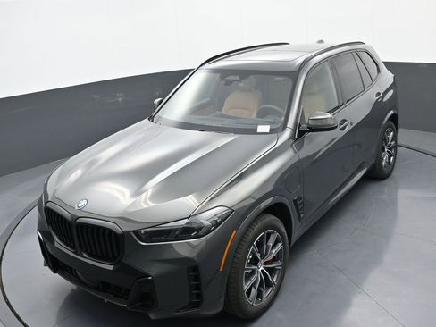 New 2026 BMW X5 xDrive50e w/ M Sport Package image 35