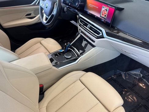 Certified 2023 BMW i4 eDrive35 RWD image 32