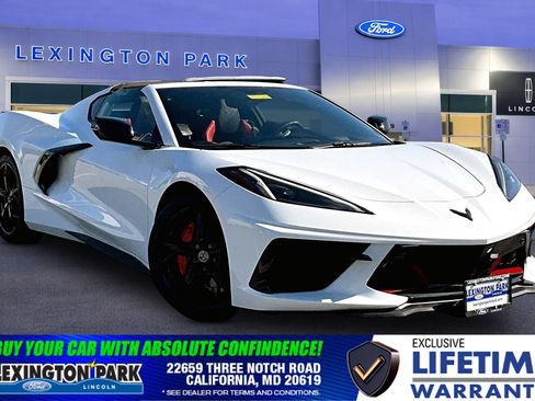 Used 2022 Chevrolet Corvette Stingray Preferred Cpe w/ Engine Appearance Package RWD image 1