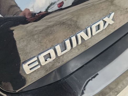 Used 2021 Chevrolet Equinox Premier FWD image 33