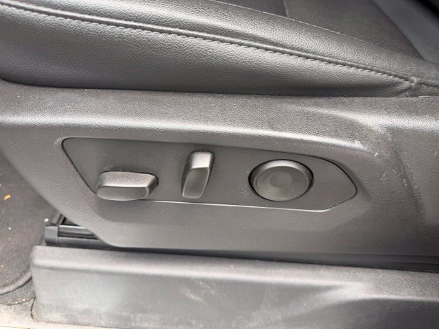 Certified 2025 GMC Sierra 1500 SLT AWD/4WD image 13