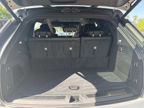 New 2026 Cadillac Escalade IQ Luxury 1 AWD/4WD image 11