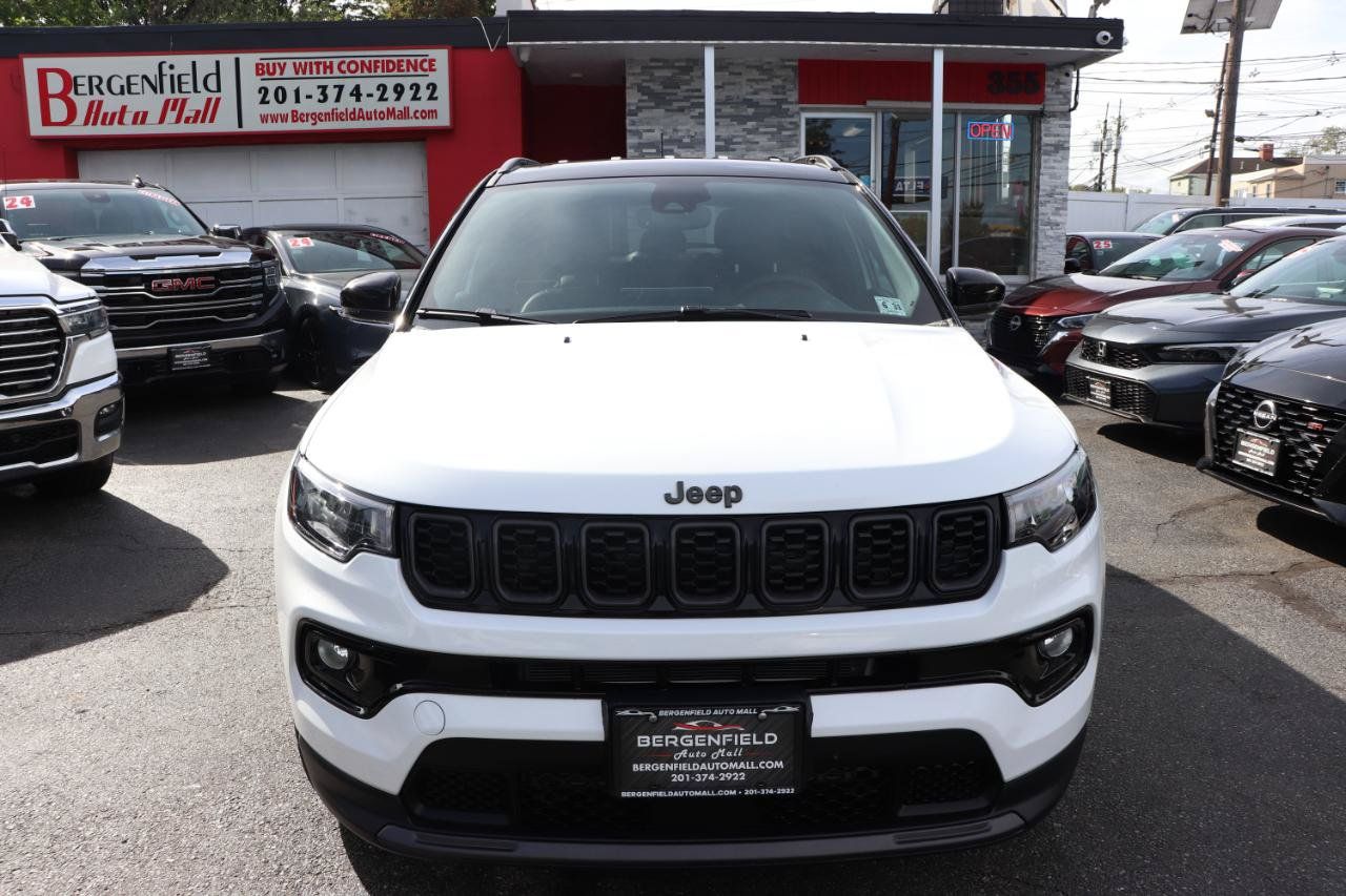 Used 2026 Jeep Compass Limited AWD/4WD image 7