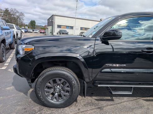 Certified 2023 Toyota Tacoma SR5 image 2
