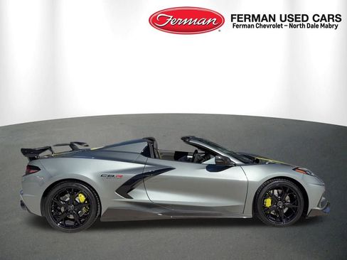 Used 2022 Chevrolet Corvette Stingray Premium Conv image 2