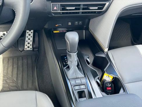 Certified 2026 Toyota Camry SE w/ Convenience Package FWD image 20