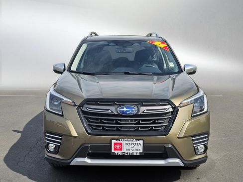 Used 2022 Subaru Forester Touring AWD/4WD image 7