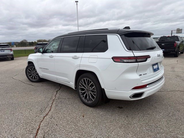 Used 2023 Jeep Grand Cherokee L Summit AWD/4WD image 28