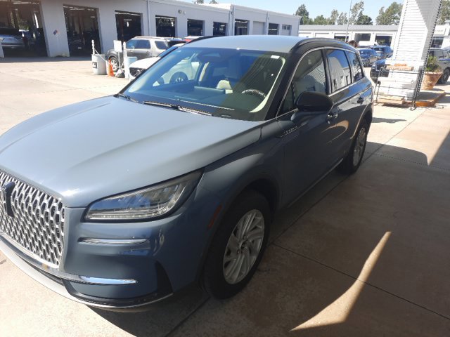 Used 2026 Lincoln Corsair Premiere FWD image 8