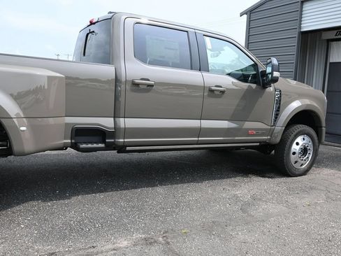New 2026 Ford F450 Lariat w/ Lariat Ultimate Package AWD/4WD image 30