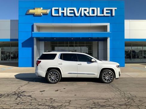 Used 2022 GMC Acadia Denali w/ Denali Ultimate Package image 6