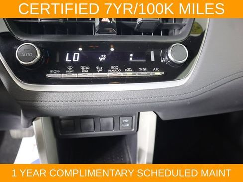 Used 2025 Toyota Corolla Cross AWD Hybrid image 37