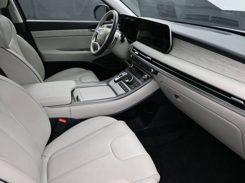 Used 2024 Hyundai Palisade Calligraphy image 29