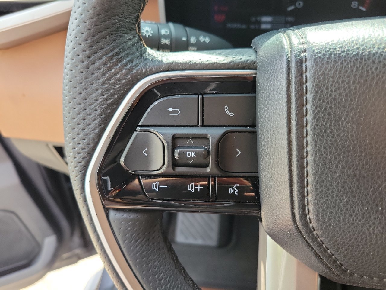 Used 2023 Toyota Tundra 1794 Edition AWD/4WD image 17