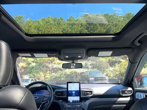 Used 2020 Ford Explorer ST w/ ST High-Performance Pack image 26