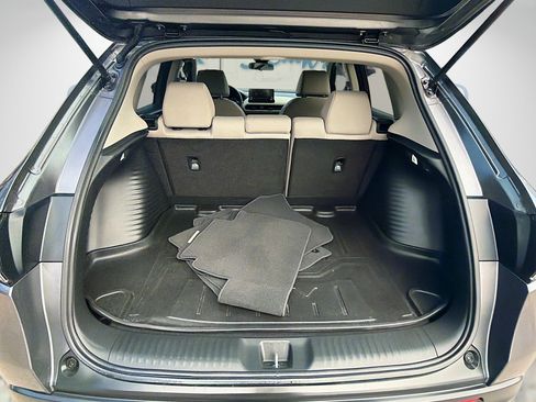 Certified 2023 Honda HR-V LX image 24