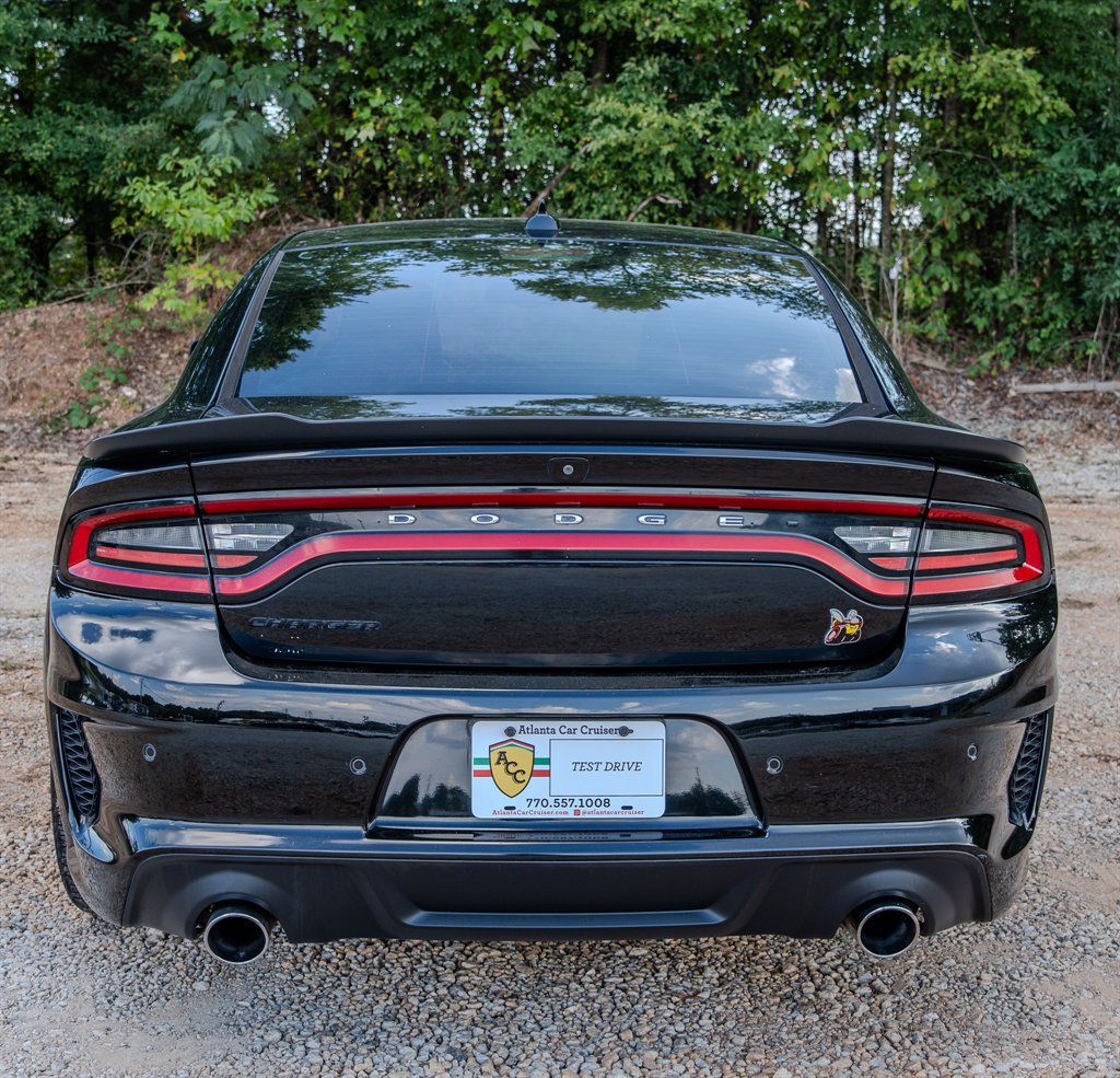 Used 2020 Dodge Charger Scat Pack RWD image 4
