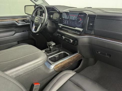 Used 2024 GMC Sierra 1500 Elevation w/ Elevation Premium Package AWD/4WD image 22