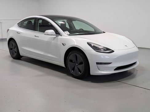 Used 2020 Tesla Model 3 Standard Range Plus RWD image 6