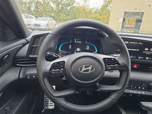 New 2025 Hyundai Elantra Sport image 14