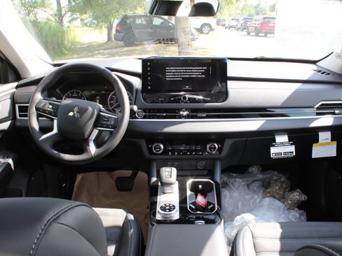 New 2025 Mitsubishi Outlander Trail Edition image 20