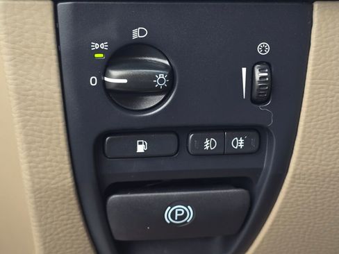 Used 2009 Volvo XC90 3.2 image 21