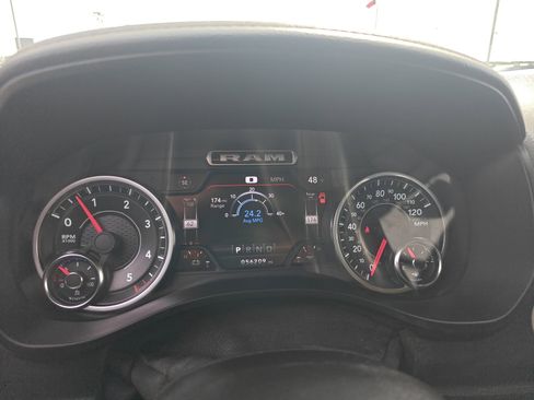 Used 2021 RAM 1500 Laramie image 16