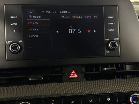 Used 2024 Kia Sportage LX FWD image 18