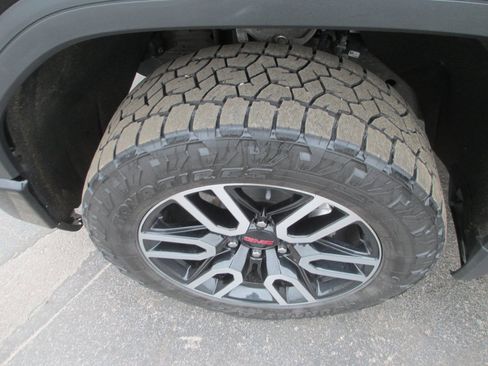 Used 2021 GMC Sierra 1500 AT4 image 12
