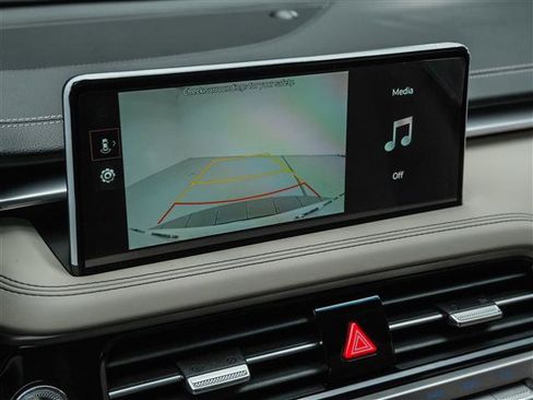 New 2026 Genesis G70 2.5T image 23