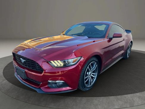 Used 2017 Ford Mustang Coupe RWD image 1