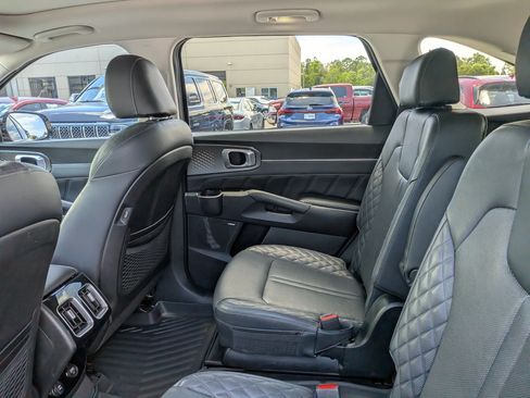 Used 2021 Kia Sorento SX FWD image 15